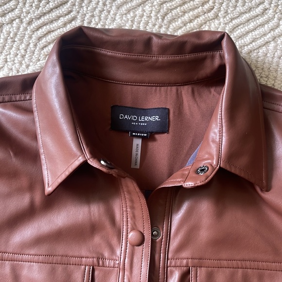David Lerner fitted brown faux leather shirt. - Picture 2 of 5